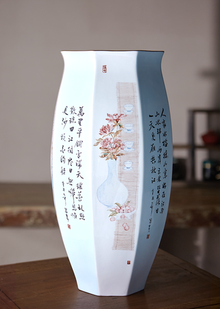 《四季同春》