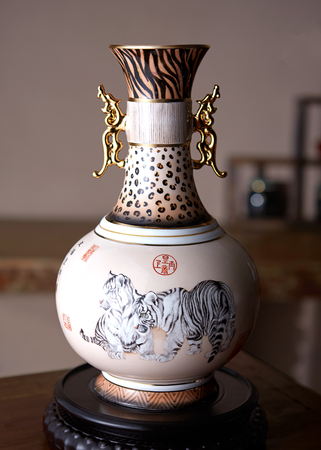 《五福呈祥》